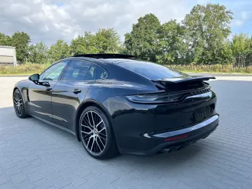Panamera 4 Platinum Edition -Pano-Sportabgas-21Z