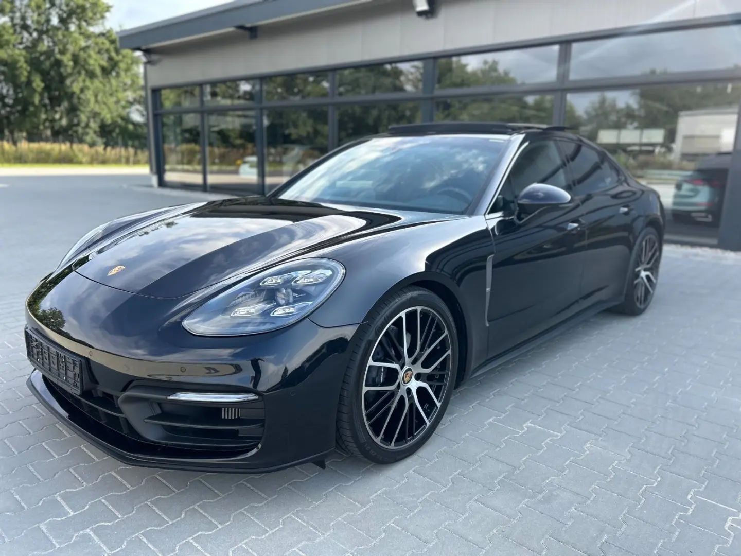 Panamera 4 Platinum Edition -Pano-Sportabgas-21Z