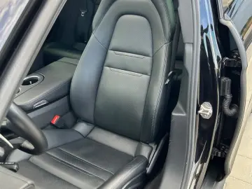 Panamera 4 Platinum Edition -Pano-Sportabgas-21Z