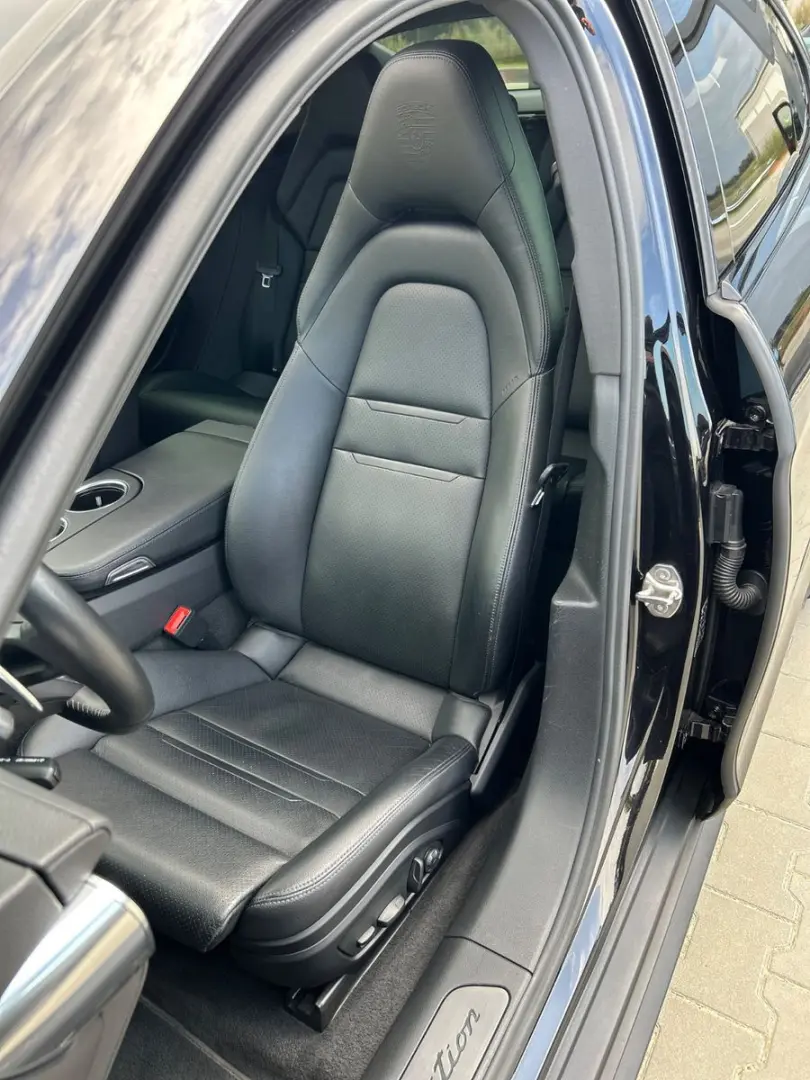 Panamera 4 Platinum Edition -Pano-Sportabgas-21Z