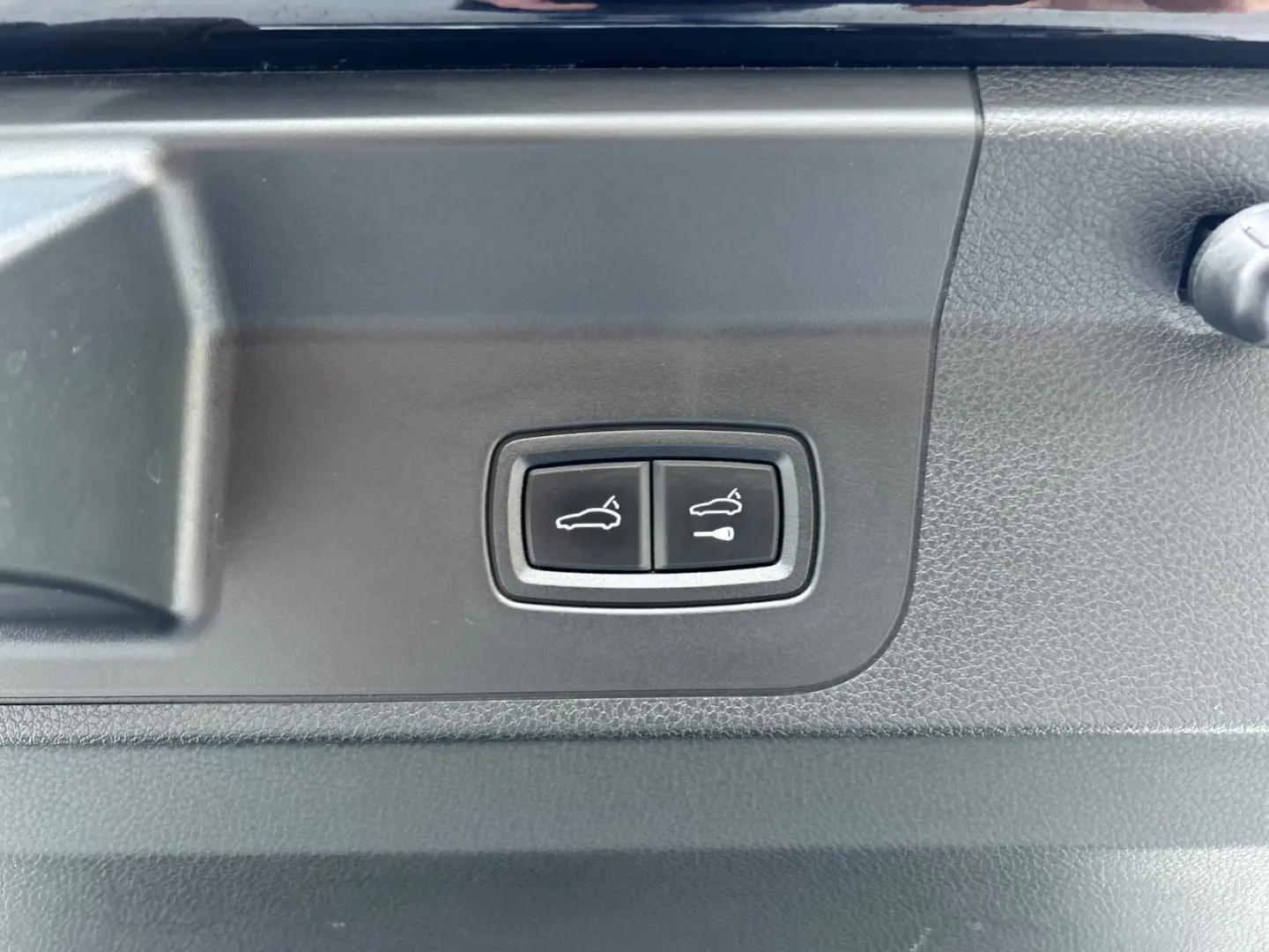 Panamera 4 Platinum Edition -Pano-Sportabgas-21Z