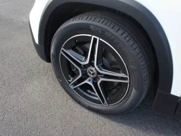 GLB 220d AMG Line*PANO*LEDER*NIGHT*KAM*SOUND*