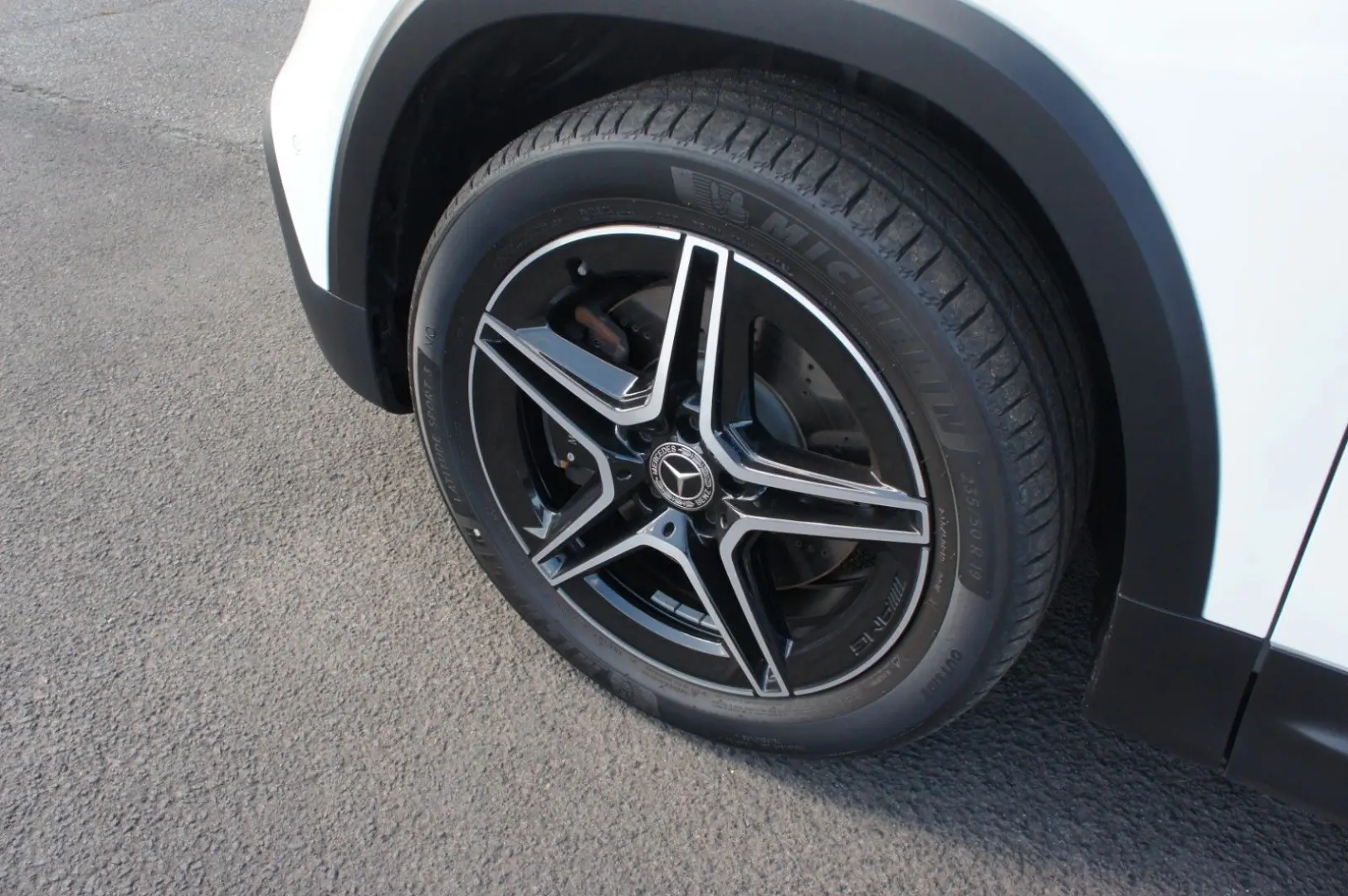 GLB 220d AMG Line*PANO*LEDER*NIGHT*KAM*SOUND*