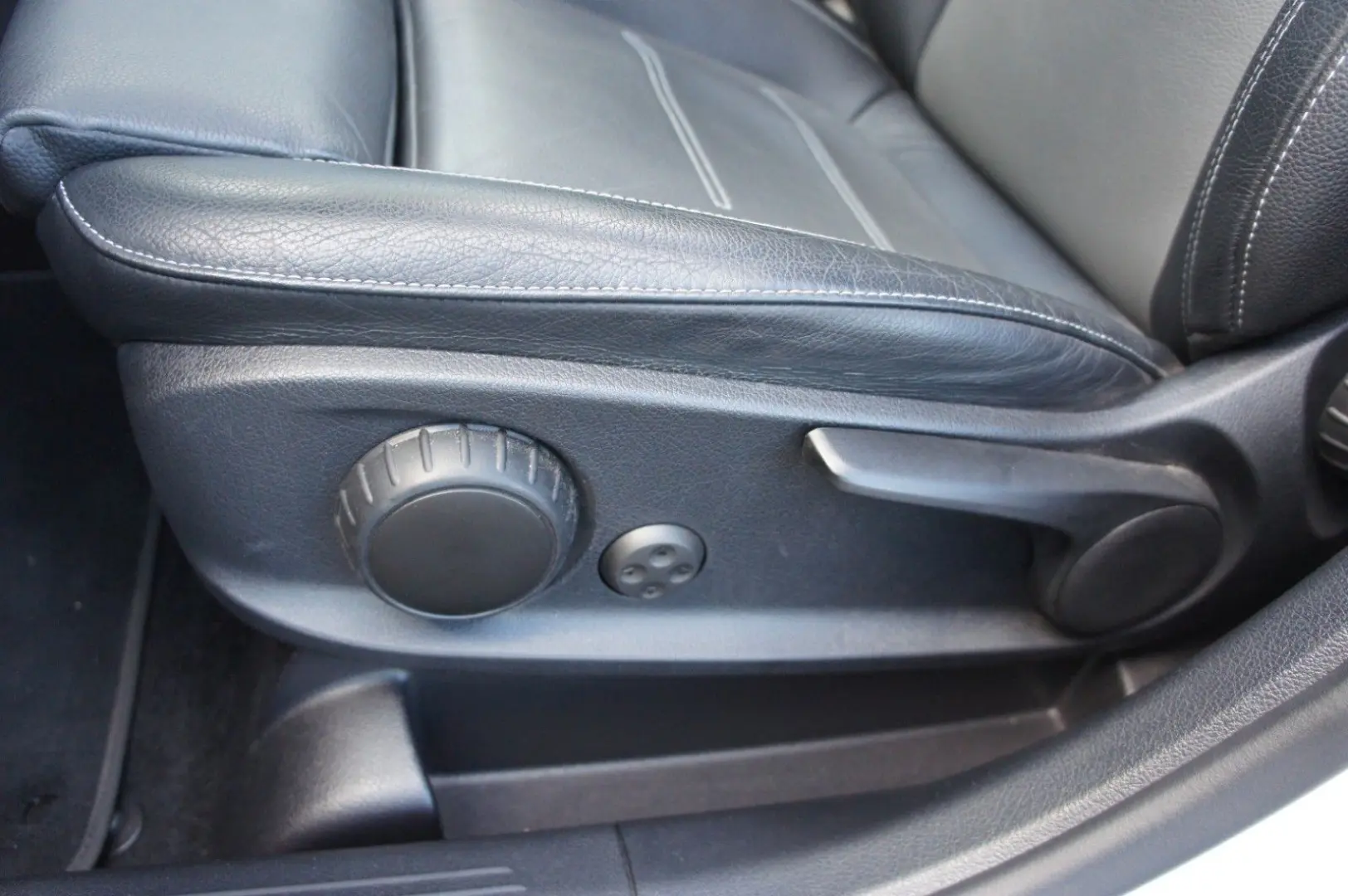GLB 220d AMG Line*PANO*LEDER*NIGHT*KAM*SOUND*