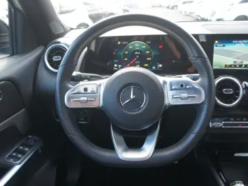 GLB 220d AMG Line*PANO*LEDER*NIGHT*KAM*SOUND*