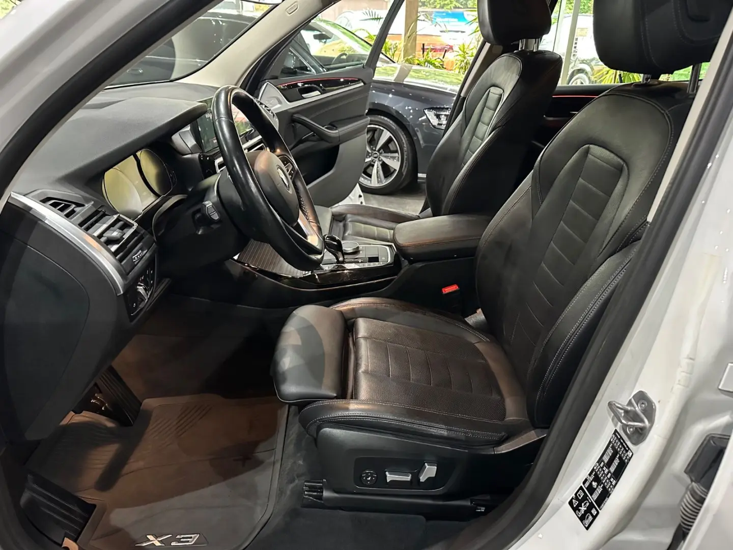 X3 xDrive 20 d /Memory / Sitzbelüftung / KAMERA