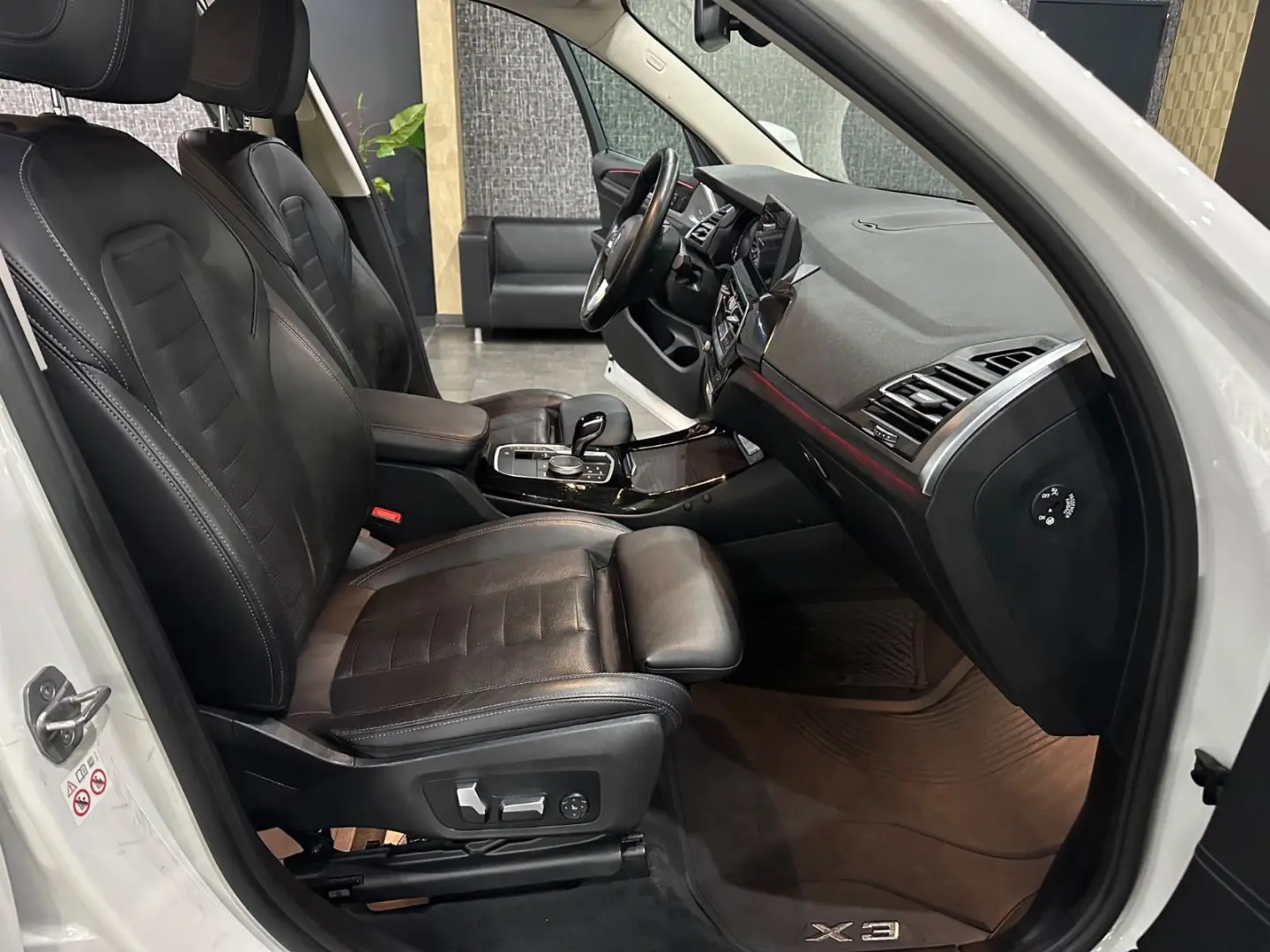 X3 xDrive 20 d /Memory / Sitzbelüftung / KAMERA