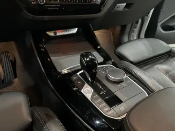 X3 xDrive 20 d /Memory / Sitzbelüftung / KAMERA