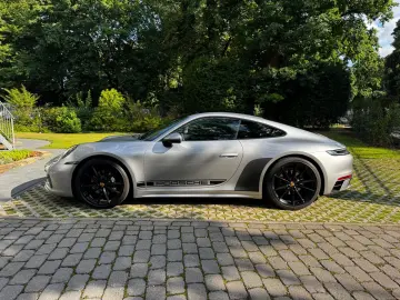 911 Carrera
