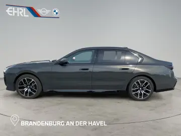 740d xDrive 30% UPE-Nachlass | SITZBELÜFTUNG