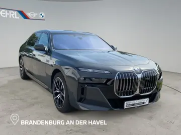 740d xDrive 30% UPE-Nachlass | SITZBELÜFTUNG
