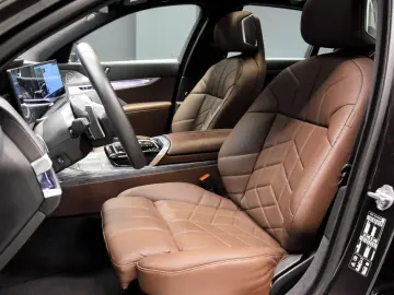 740 d xDrive Kristall Panorama TV Bowers & Wilki