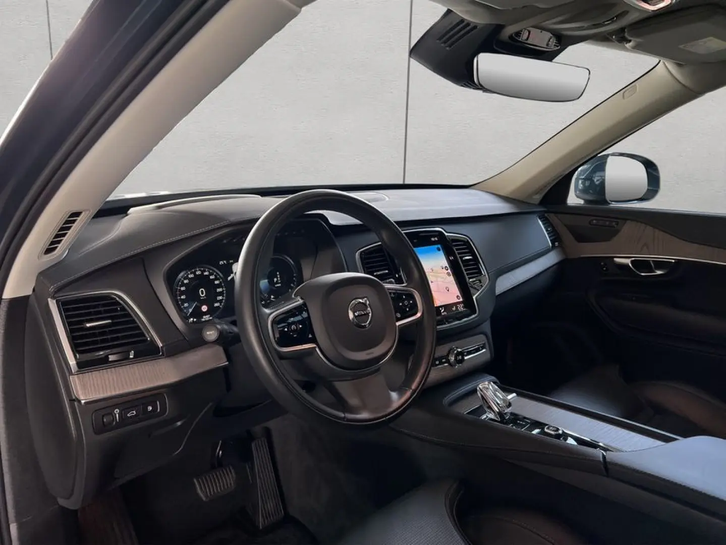XC90 T8 AWD Recharge Inscription-Edition Luftfah
