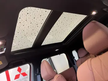 Mitubishi Outlander TOP Luxury