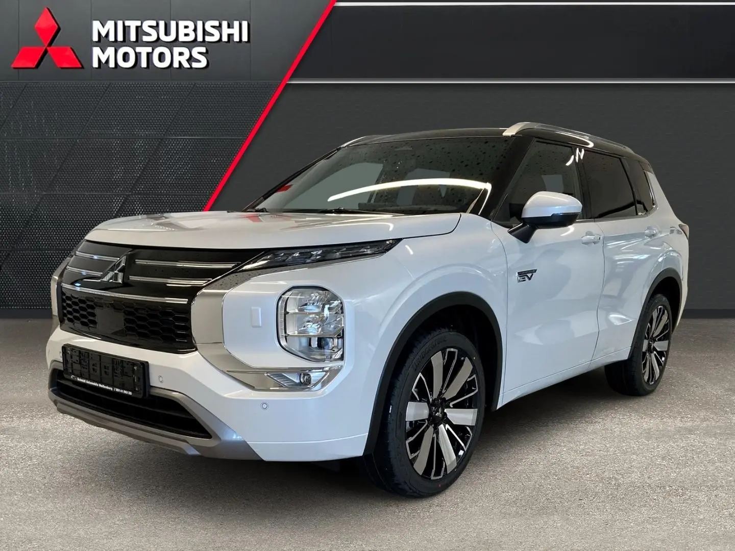 Mitubishi Outlander TOP Luxury