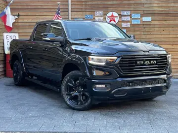 RAM 1500 Laramie 5 7L 4x4 AHK LPG LED eTorque