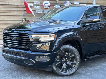 RAM 1500 Laramie 5,7L 4x4 AHK LPG LED eTorque