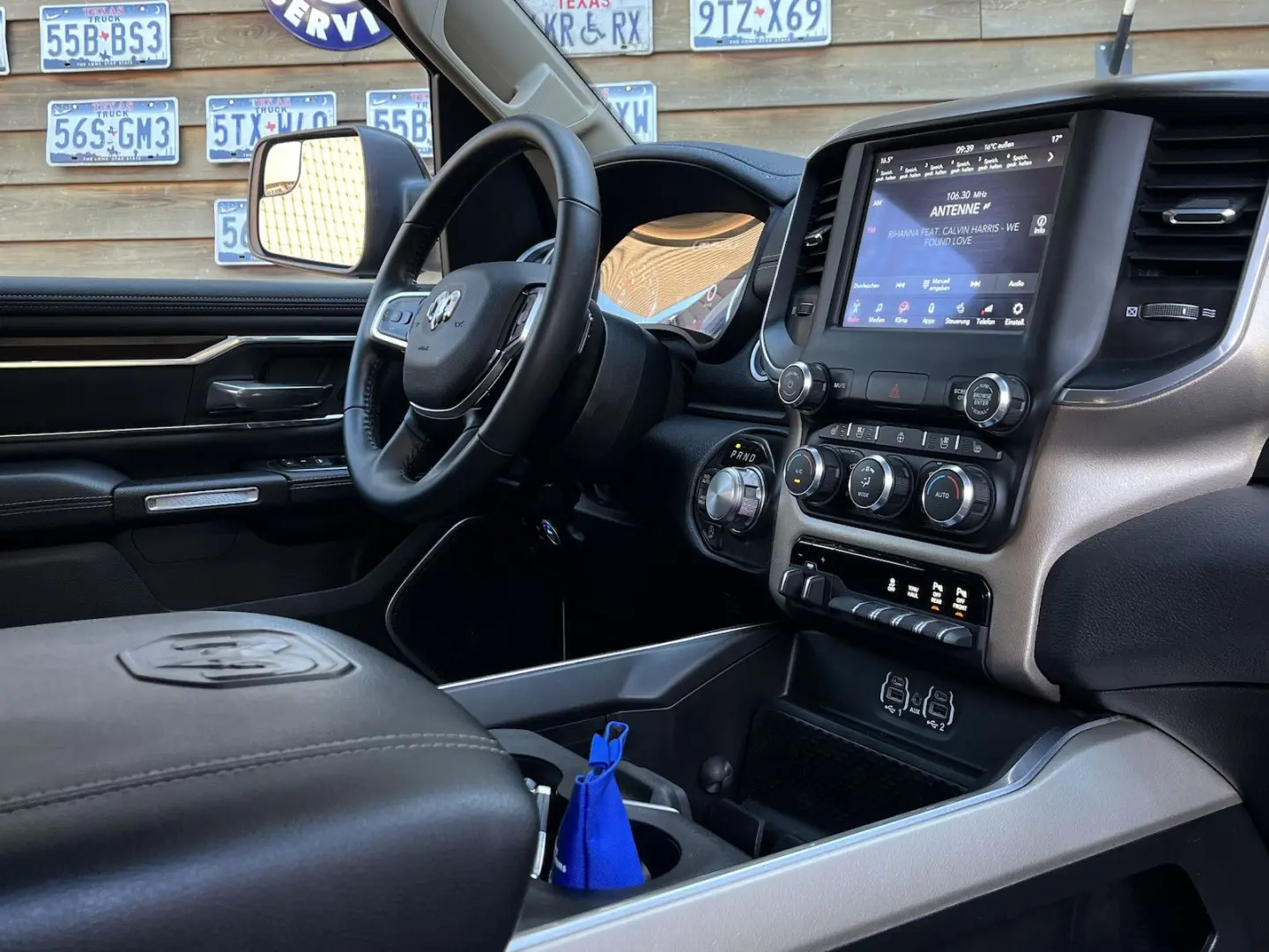 RAM 1500 Laramie 5,7L 4x4 AHK LPG LED eTorque