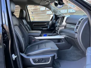 RAM 1500 Laramie 5,7L 4x4 AHK LPG LED eTorque