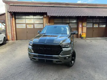 V8*OFFROAD*LIFT*ALCANTARA*4X4*NAVI*AHK*GARANTIE