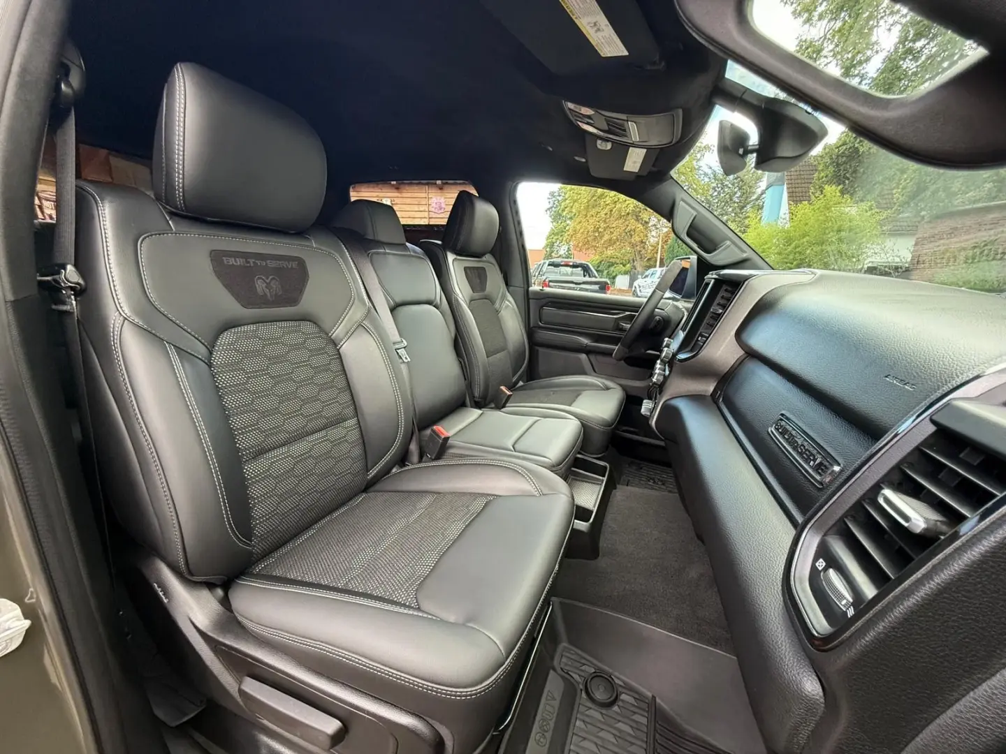V8*OFFROAD*LIFT*ALCANTARA*4X4*NAVI*AHK*GARANTIE