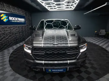 RAM 5.7 V8 HEMI 4x4 OFFROAD Night-Paket *LED*19%