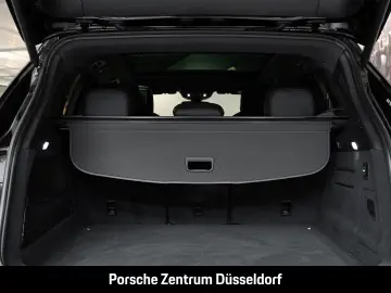 Cayenne Panoramadach BOSE LED-Matrix