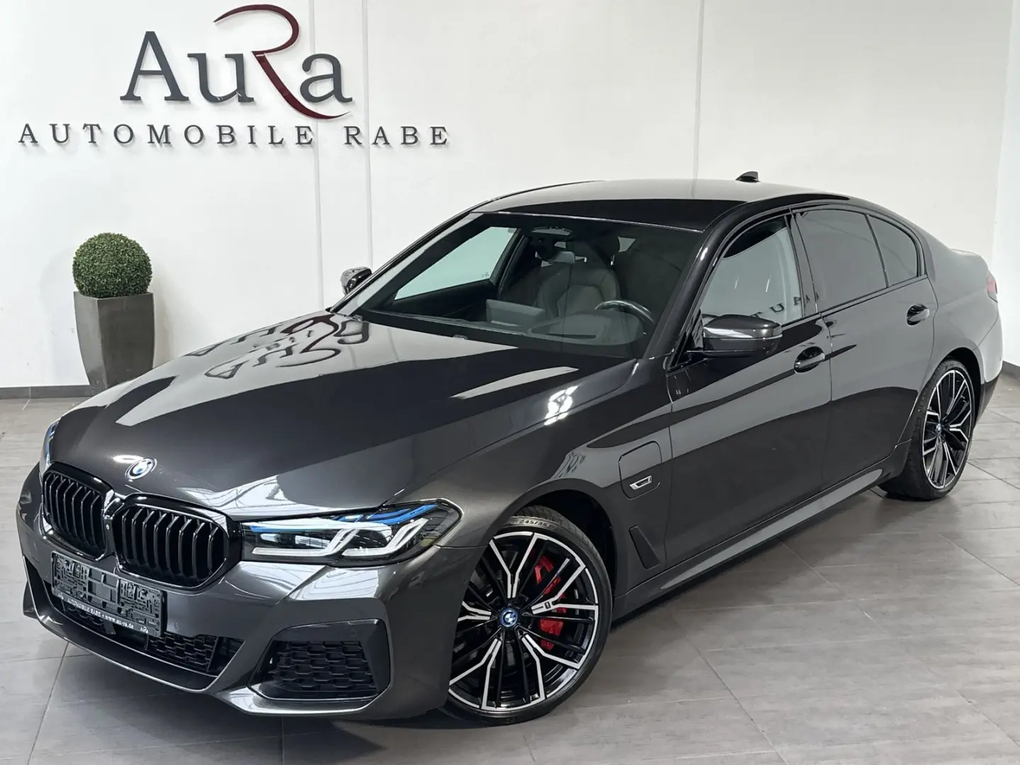 545e xDrive M-Sport NAV+LASER+360°+20ZO+ACC+H&K