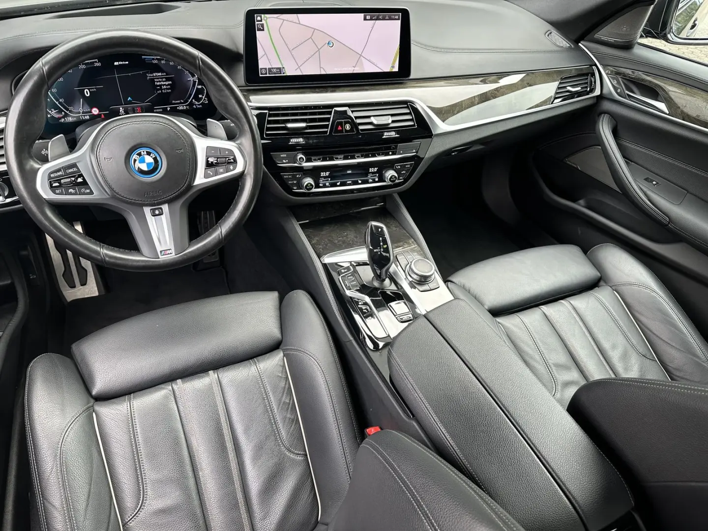 545e xDrive M-Sport NAV+LASER+360°+20ZO+ACC+H&K