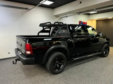 WARLOCK CLASSIC  CREW CAB HEMI 4x4 AUS 1.HAND