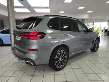 X5 xD40i M Sport*PANO*SOFT*STHZG*7-SITZ*AHK*360°
