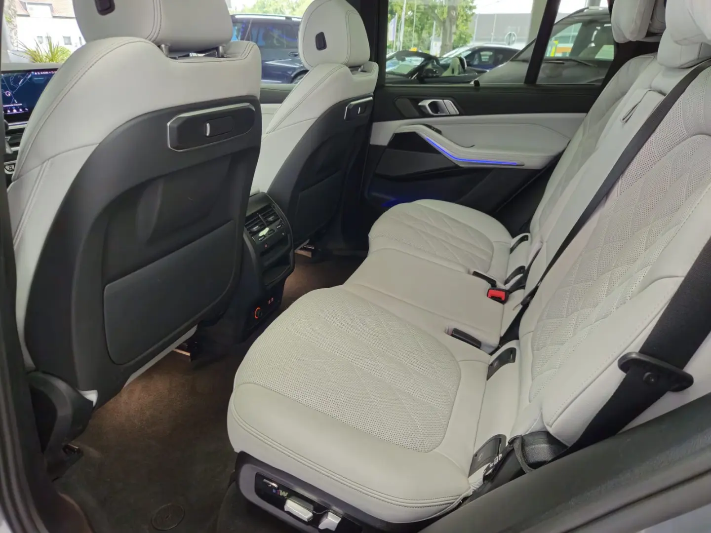 X5 xD40i M Sport*PANO*SOFT*STHZG*7-SITZ*AHK*360°