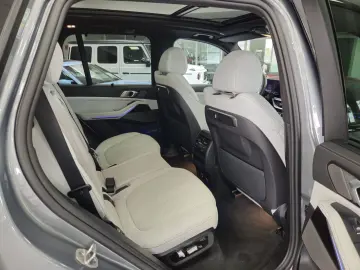 X5 xD40i M Sport*PANO*SOFT*STHZG*7-SITZ*AHK*360°