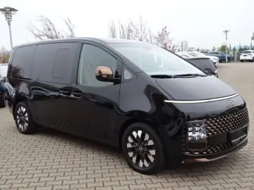 Hyundai Staria 177PS Autm. Signature 4WD