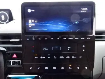 Hyundai Staria 177PS Autm. Signature 4WD