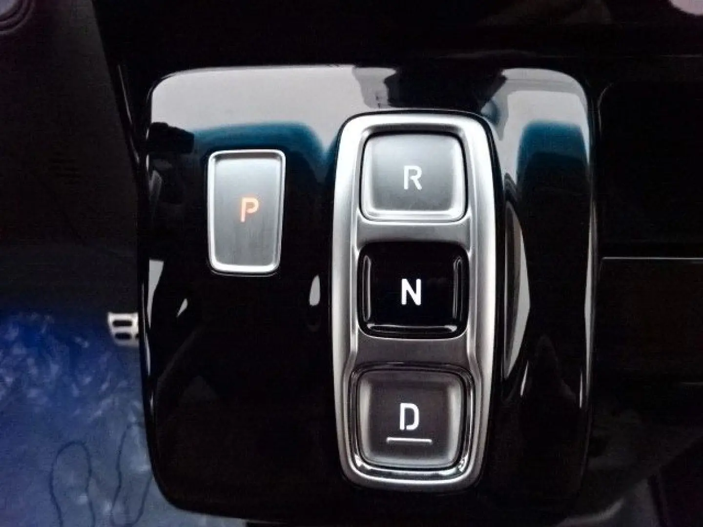 Hyundai Staria 177PS Autm. Signature 4WD
