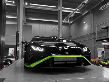 Lamborghini Huracan STO 640-2