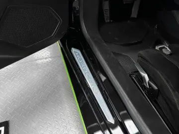 Lamborghini Huracan STO 640-2