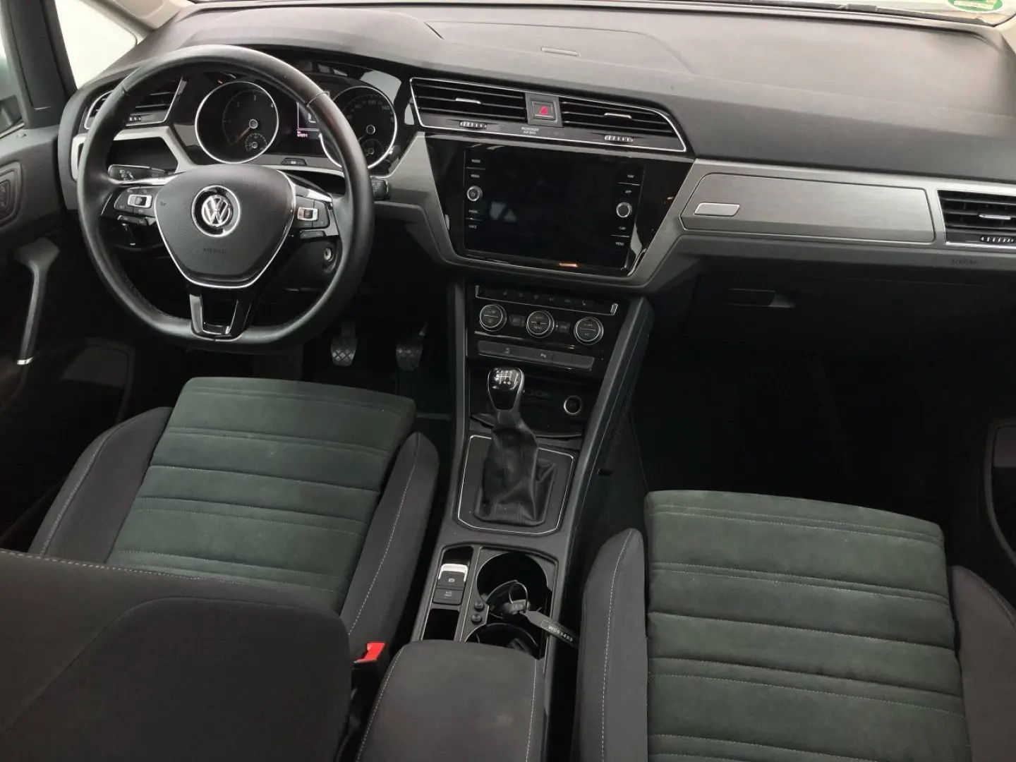 Touran 2.0 TDI Comfortline ACC LED Massage