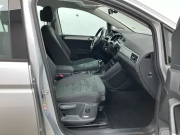 Touran 2.0 TDI Comfortline ACC LED Massage