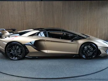Lamborghini Aventador 6.5 V12 SVJ Roadster Lift Carbon