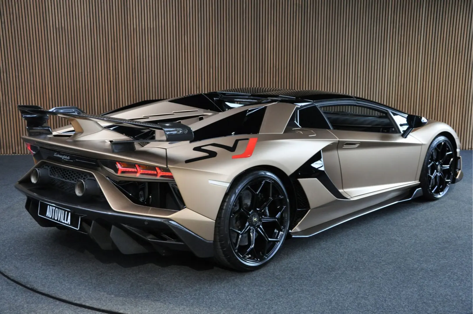 Lamborghini Aventador 6.5 V12 SVJ Roadster Lift Carbon
