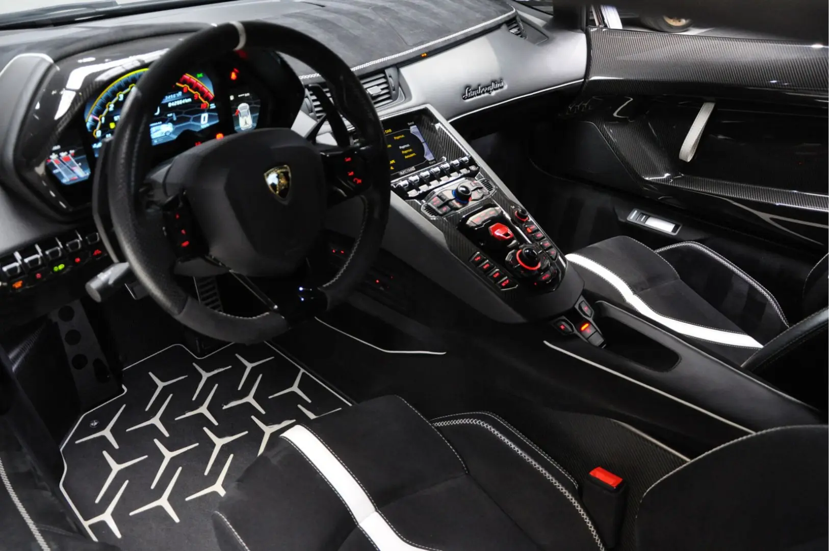 Lamborghini Aventador 6.5 V12 SVJ Roadster Lift Carbon
