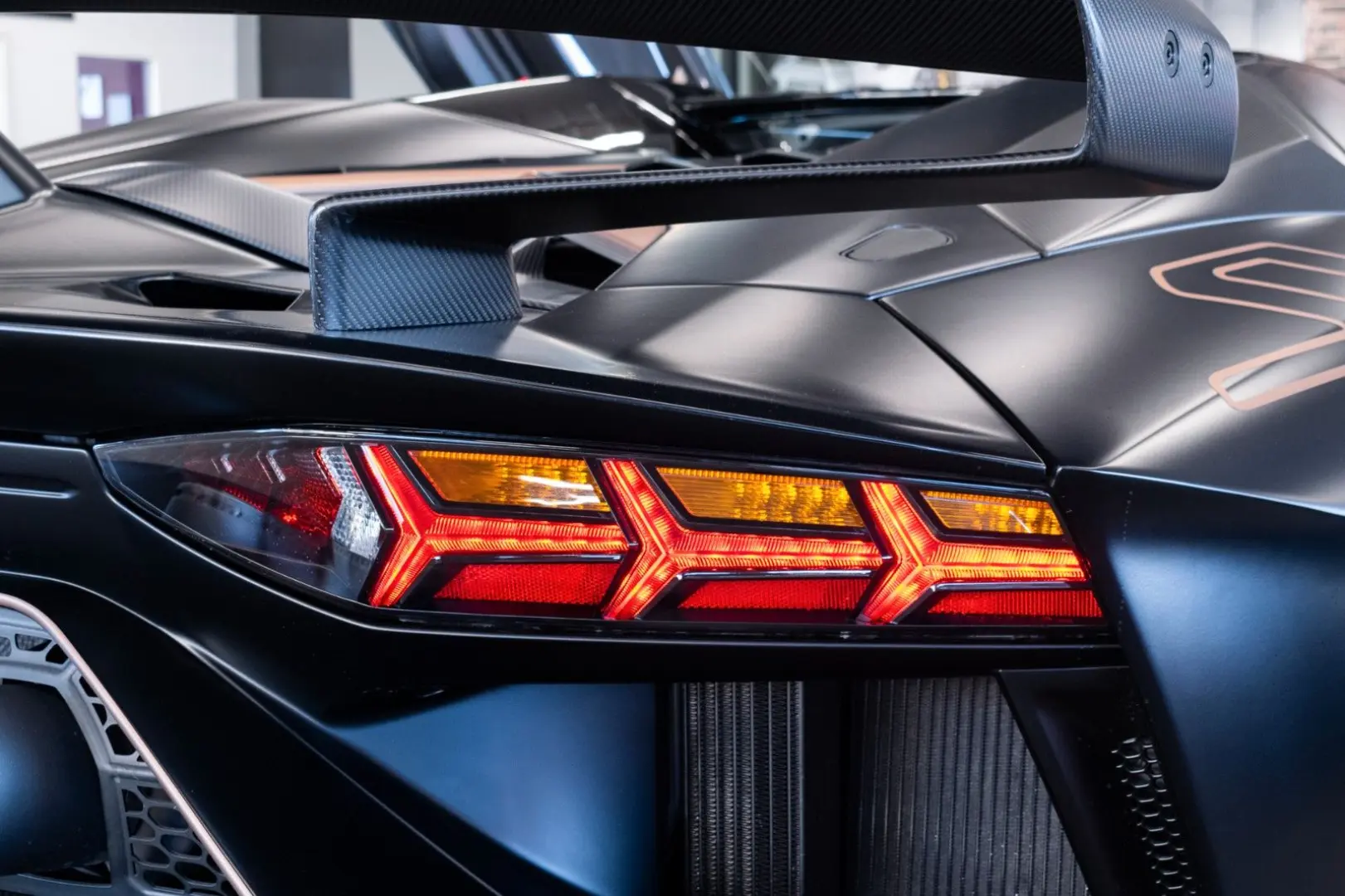 Lamborghini Aventador SVJ Roadster| FULL CARBON