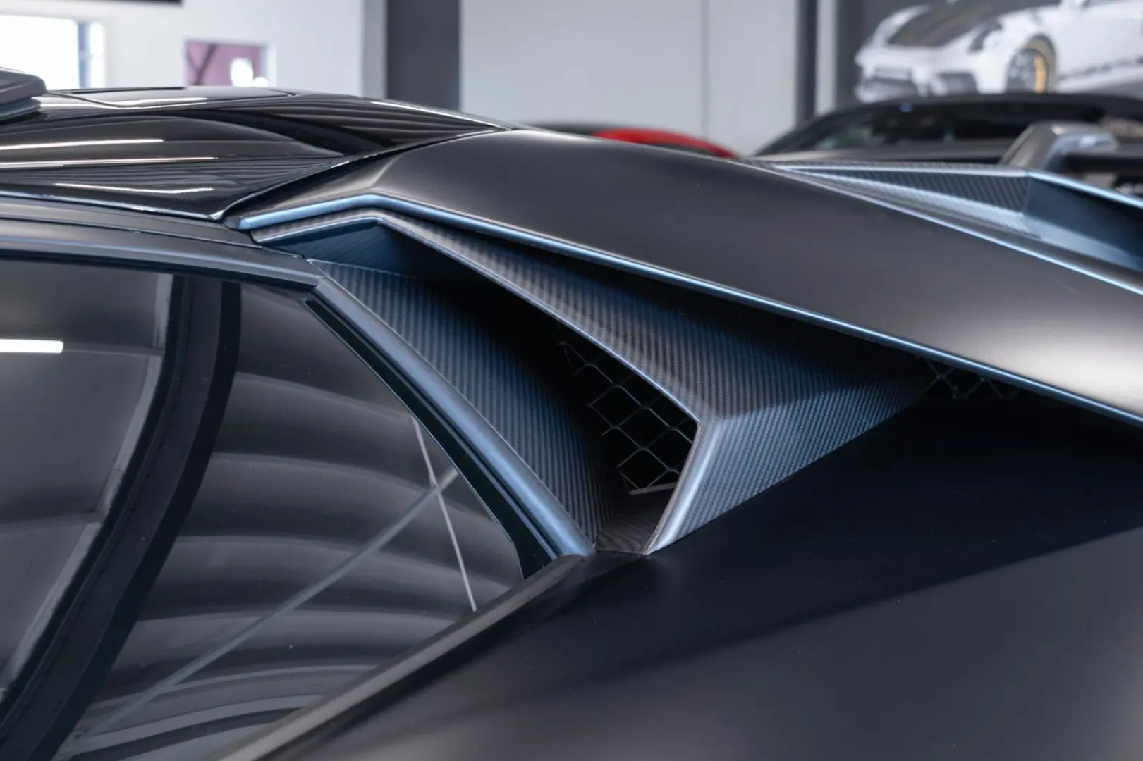 Lamborghini Aventador SVJ Roadster| FULL CARBON
