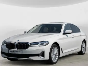 530i xDrive Luxury Line AHK HUD LASER LED W-LAN