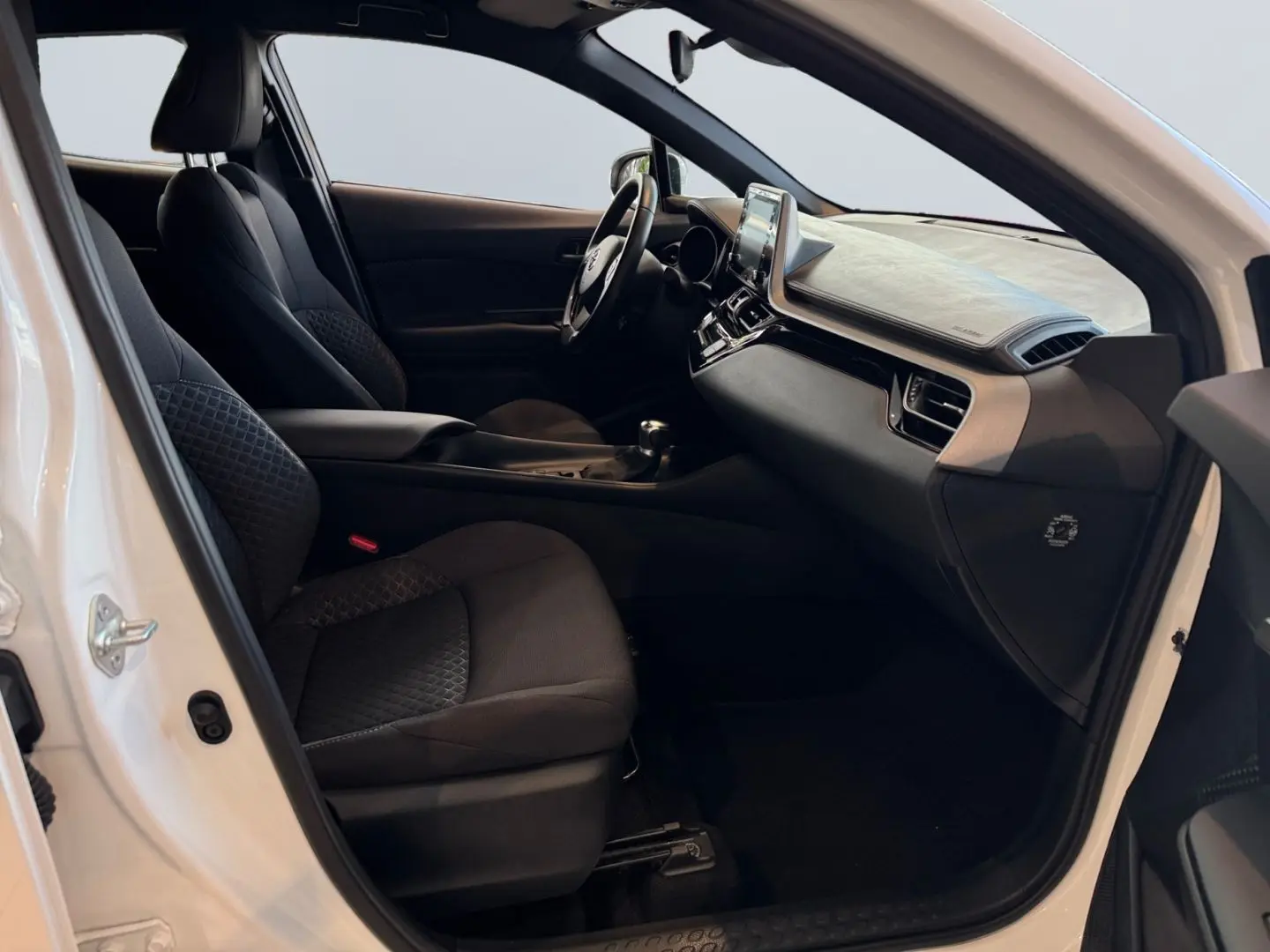 C-HR 1.8 Hybrid Flow *LED*ACC*Kamera*CarPlay*DAB