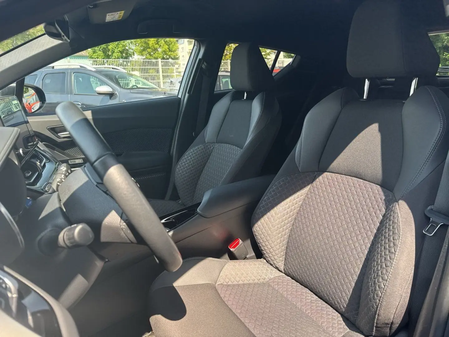 C-HR Hybrid Team D SPURHALTEASSISTENT+KAMERA+LED
