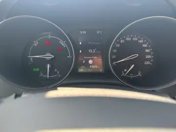 C-HR Hybrid Team D SPURHALTEASSISTENT+KAMERA+LED