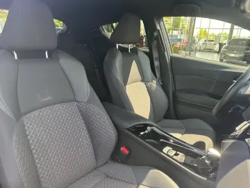 C-HR Hybrid Team D SPURHALTEASSISTENT+KAMERA+LED